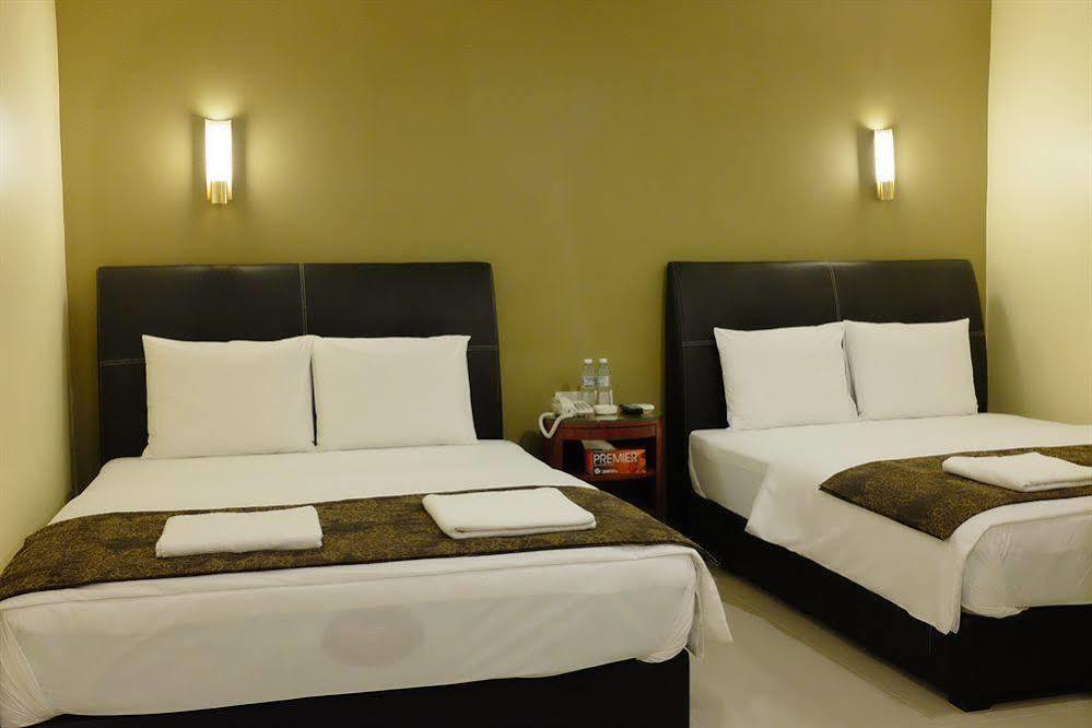Safari Hotel Ampang  Bagian luar foto