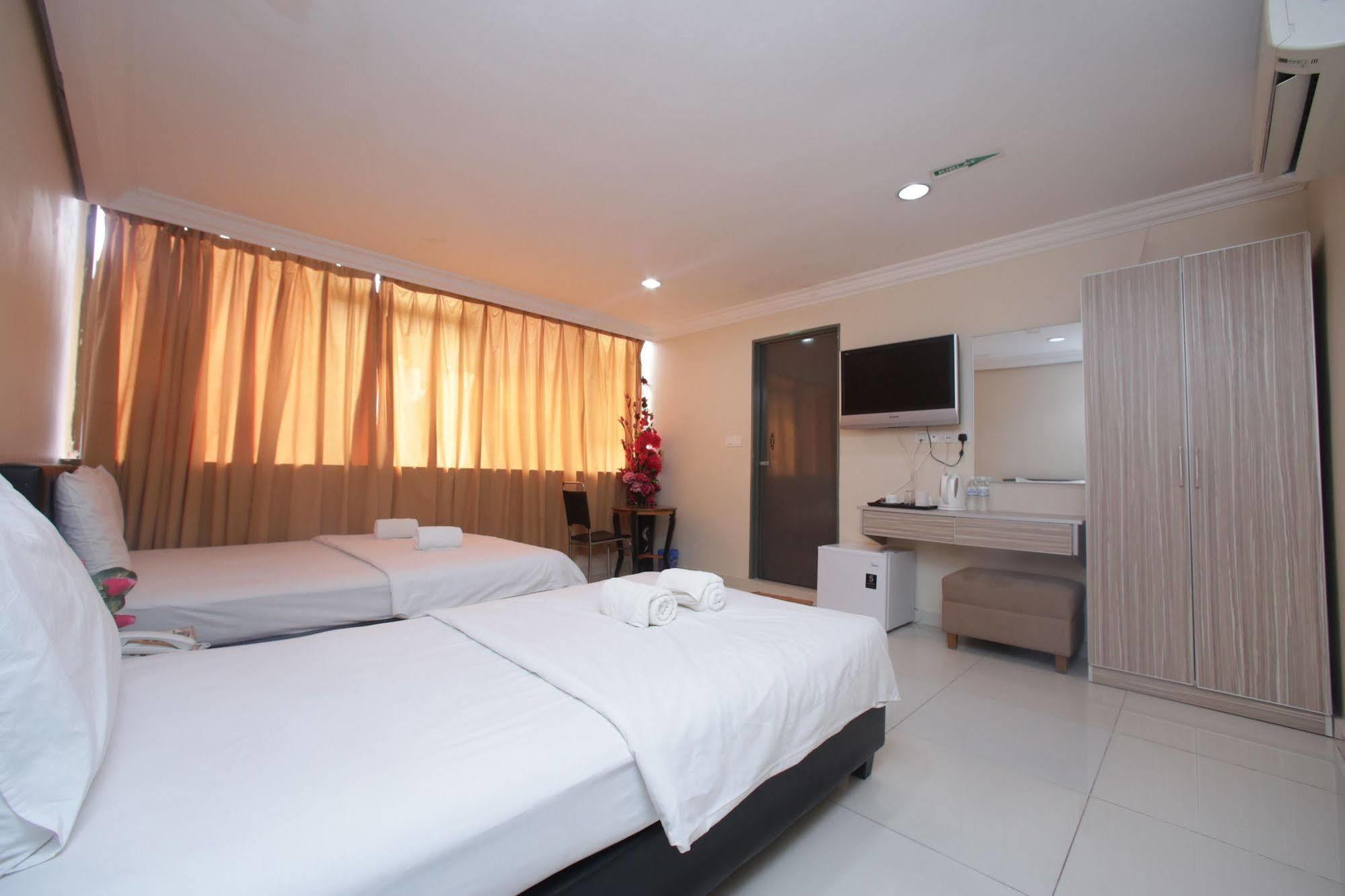 Safari Hotel Ampang  Bagian luar foto