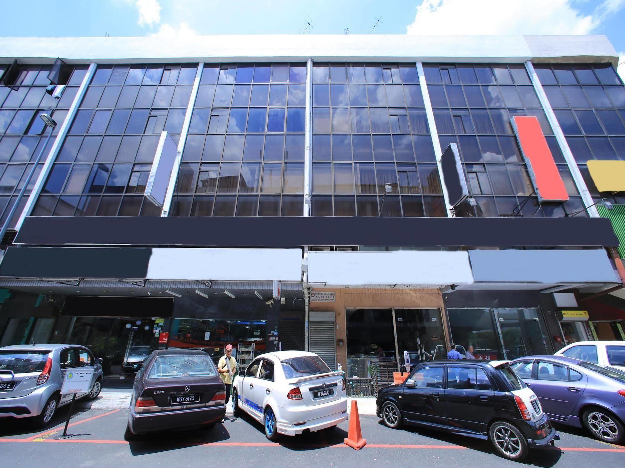 Safari Hotel Ampang  Bagian luar foto