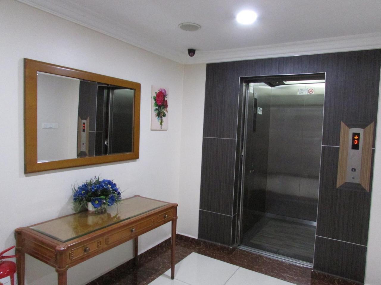 Safari Hotel Ampang  Bagian luar foto